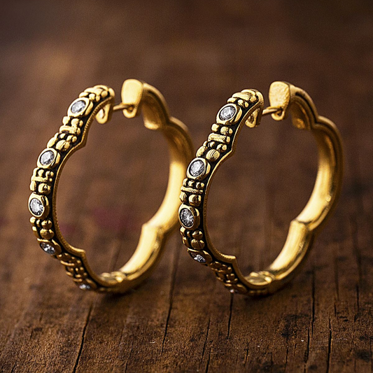 Unique, Irregular Vintage Rings in Elegant Gold Design