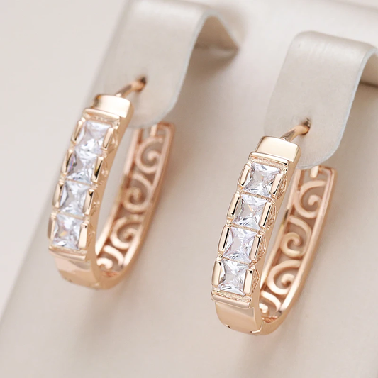 Sparkling earrings with precious gold crystals